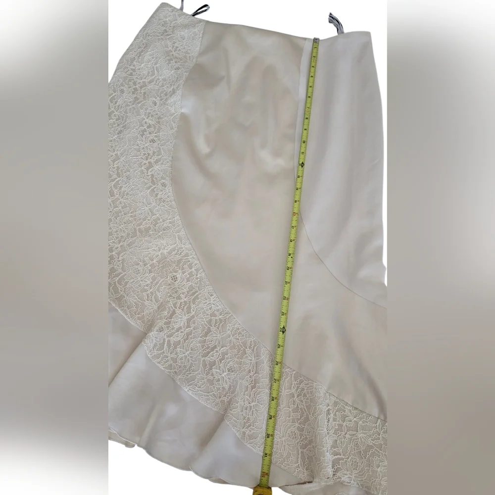 VINTAGE VERA MONT FRANCE Cream Ruffled Tiered Long Sleeve Bridal Blazer